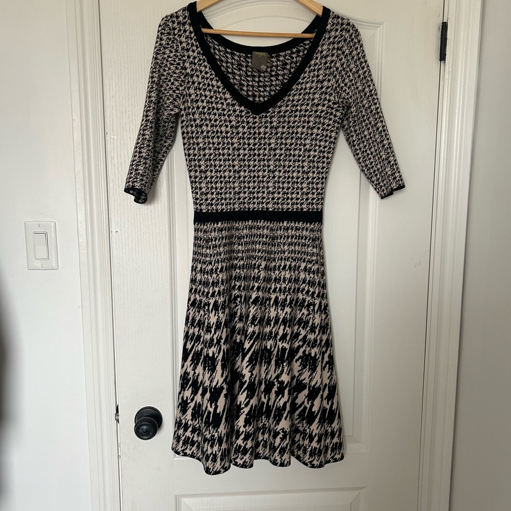 Taylor Black and Cream Houndstooth Knit Midi Dress